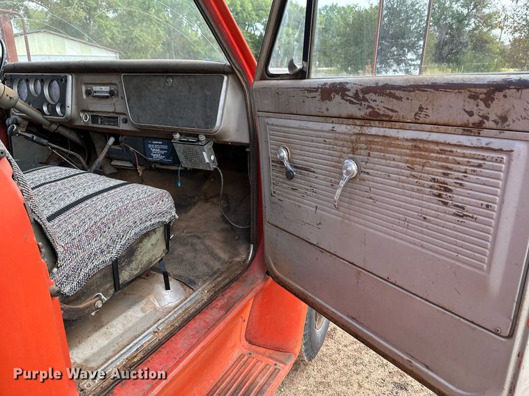 image for item NX9723 1967 Chevrolet C50  grain truck