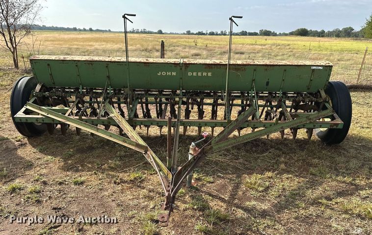image for item NX9726 John Deere DRA  grain drill