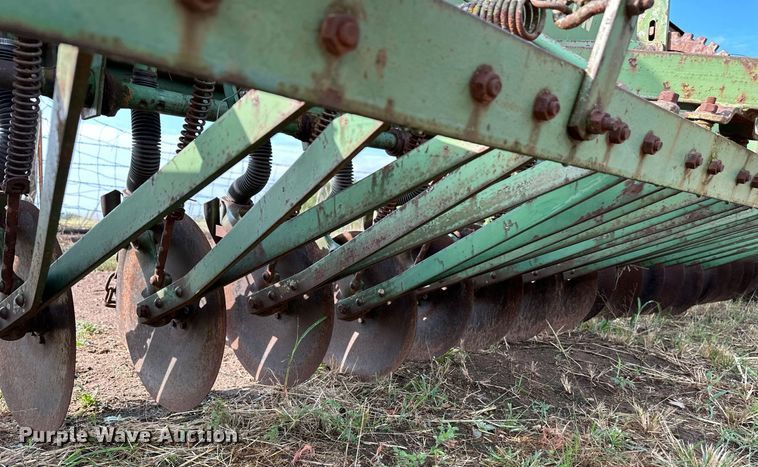 image for item NX9726 John Deere DRA  grain drill