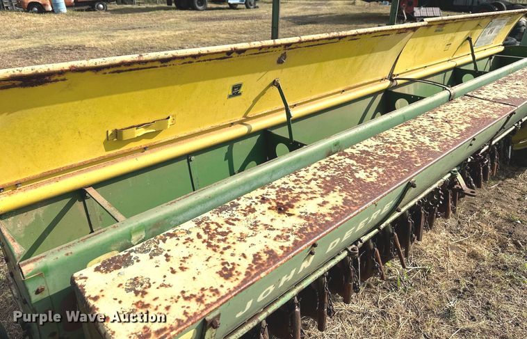 image for item NX9726 John Deere DRA  grain drill