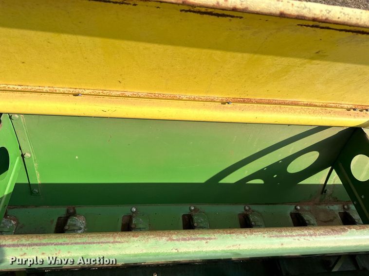 image for item NX9726 John Deere DRA  grain drill