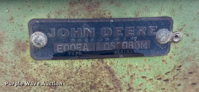 image for item NX9726 John Deere DRA  grain drill