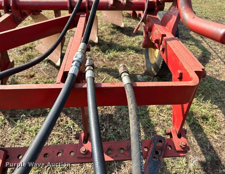 image for item NX9728 Massey Ferguson 84  plow