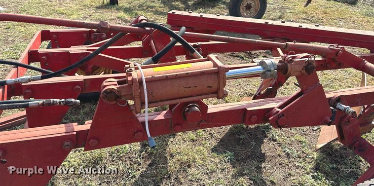 image for item NX9728 Massey Ferguson 84  plow