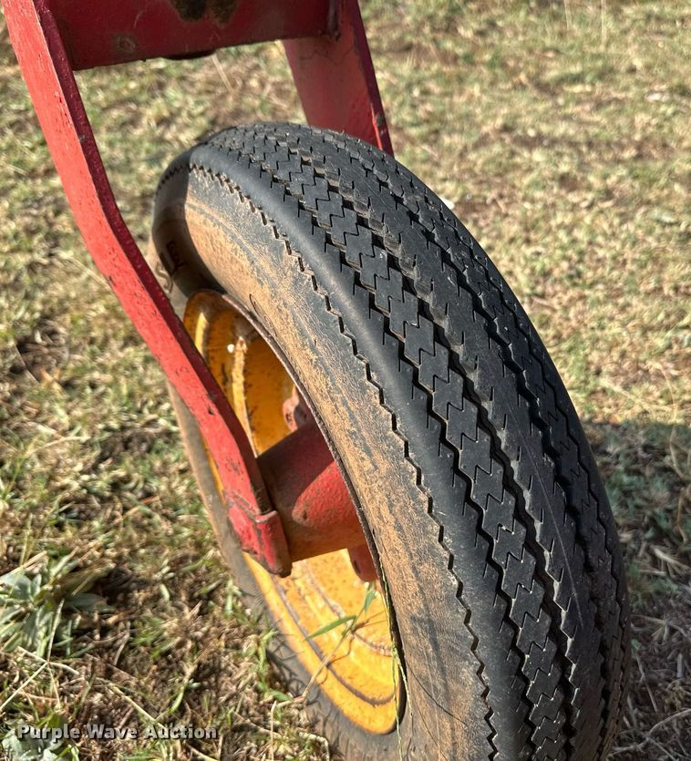 image for item NX9728 Massey Ferguson 84  plow