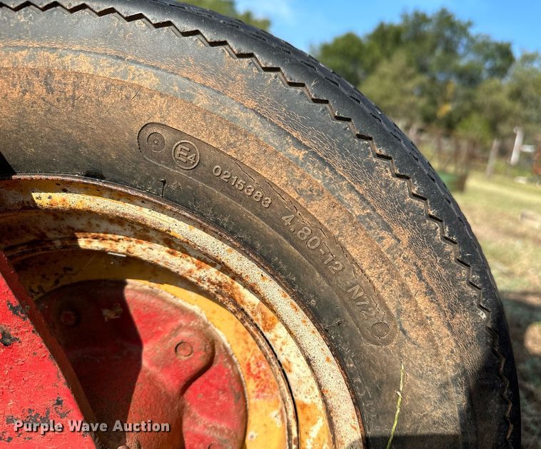 image for item NX9728 Massey Ferguson 84  plow