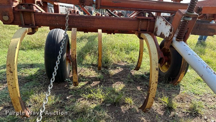 image for item NX9729 Sunflower  chisel