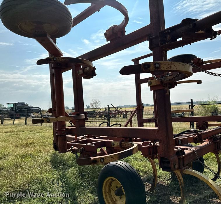 image for item NX9729 Sunflower  chisel