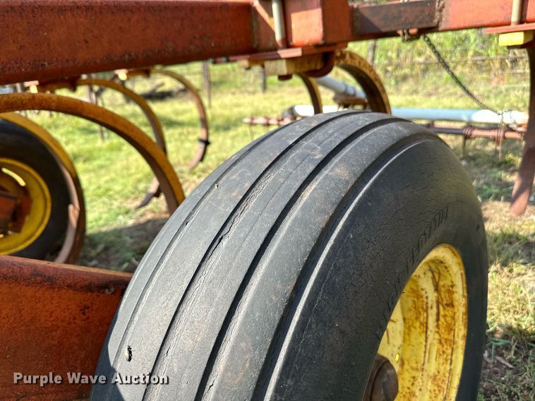 image for item NX9729 Sunflower  chisel