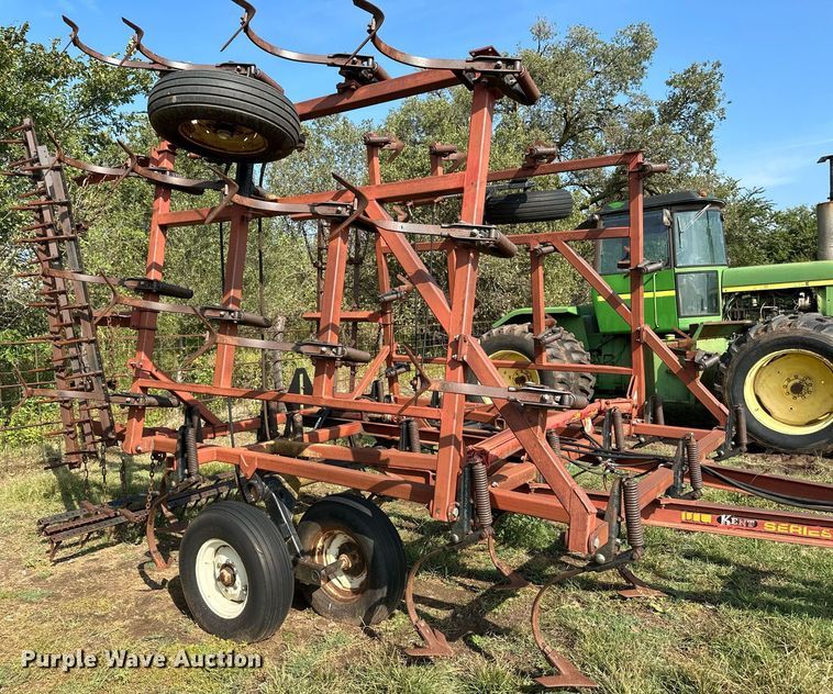image for item NX9730 Kent Series IV  field cultivator