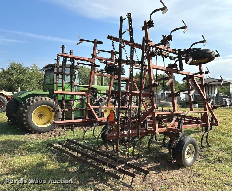 image for item NX9730 Kent Series IV  field cultivator