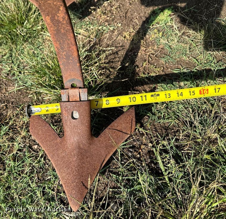 image for item NX9730 Kent Series IV  field cultivator