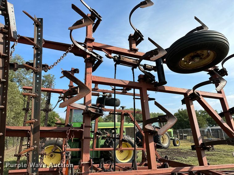 image for item NX9730 Kent Series IV  field cultivator