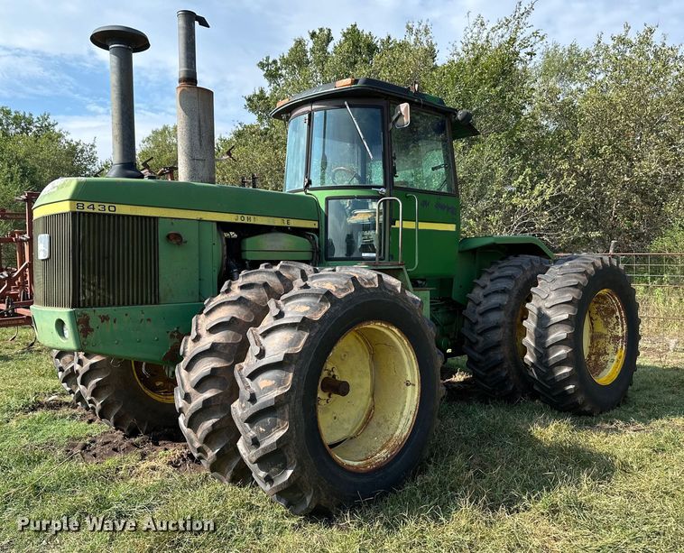 image for item NX9731 1977 John Deere 8430  4WD tractor