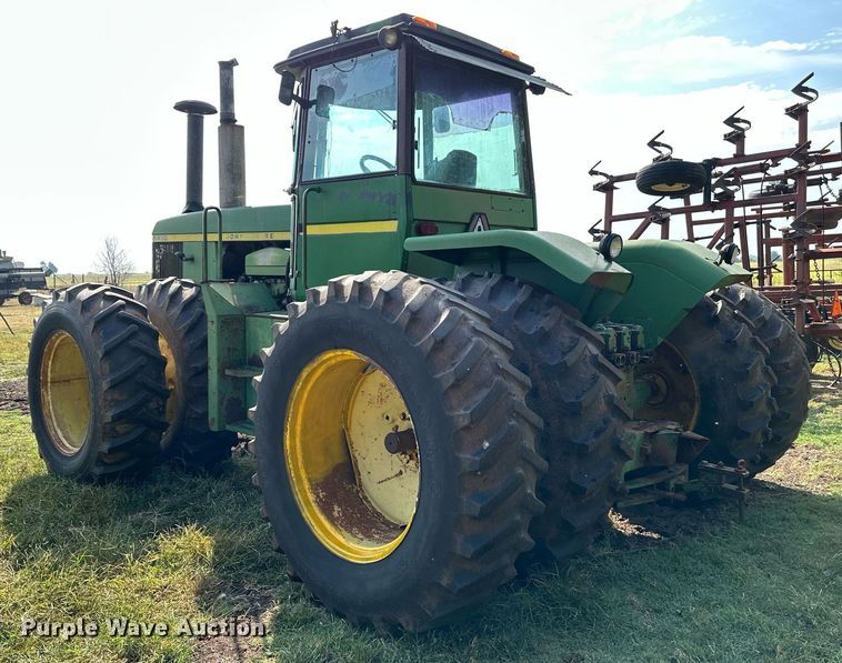 image for item NX9731 1977 John Deere 8430  4WD tractor