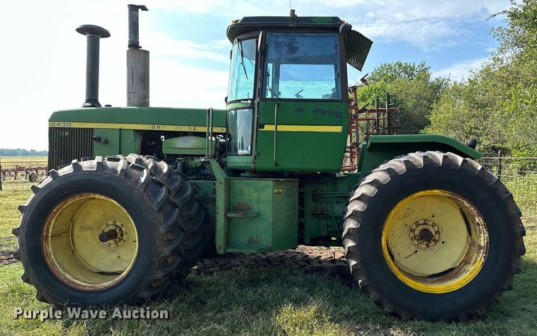 image for item NX9731 1977 John Deere 8430  4WD tractor