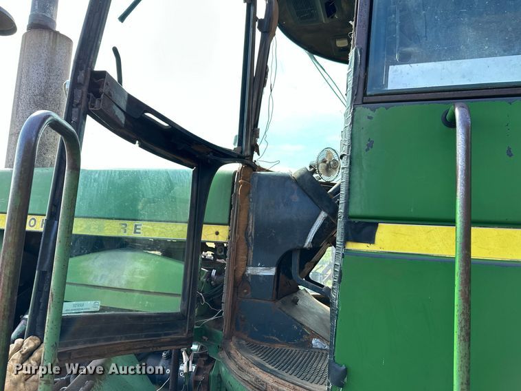 image for item NX9731 1977 John Deere 8430  4WD tractor