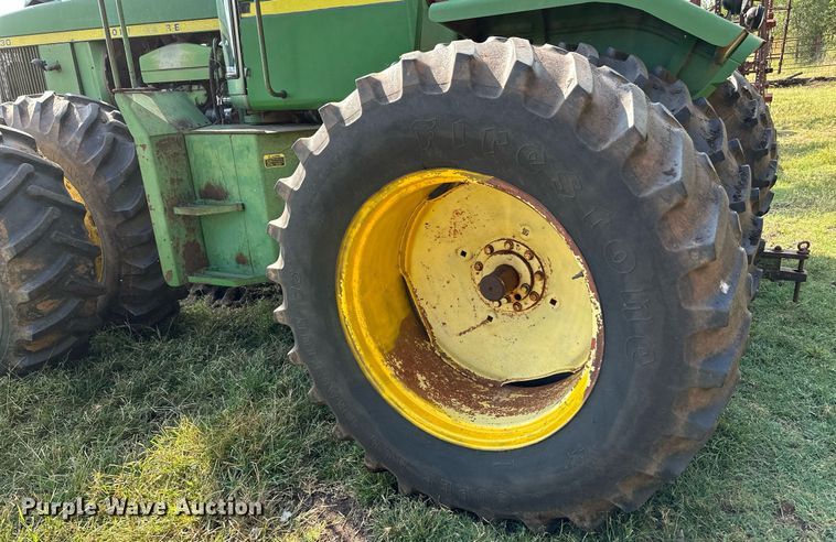 image for item NX9731 1977 John Deere 8430  4WD tractor