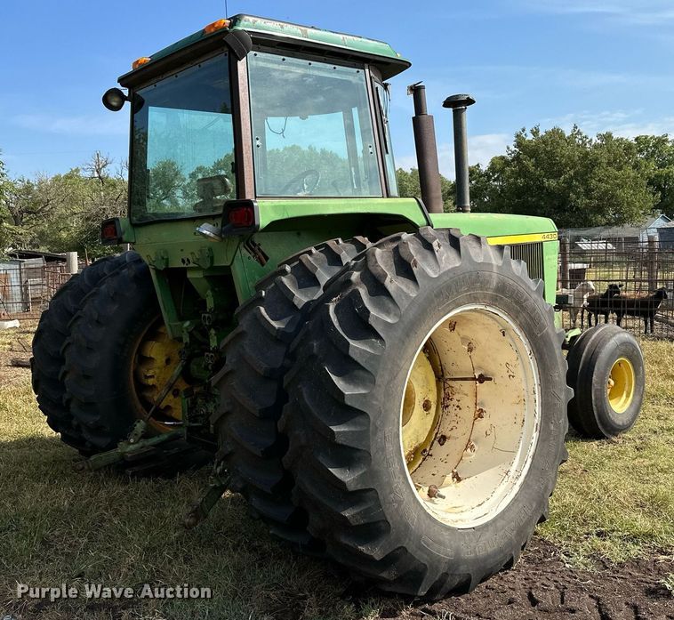 image for item NX9732 1975 John Deere 4430  tractor