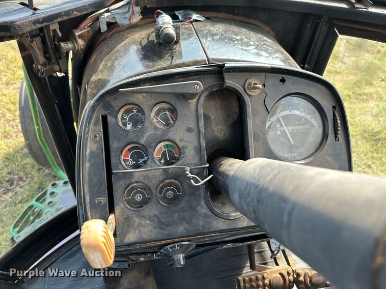 image for item NX9732 1975 John Deere 4430  tractor