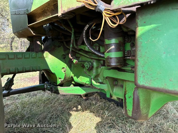 image for item NX9732 1975 John Deere 4430  tractor