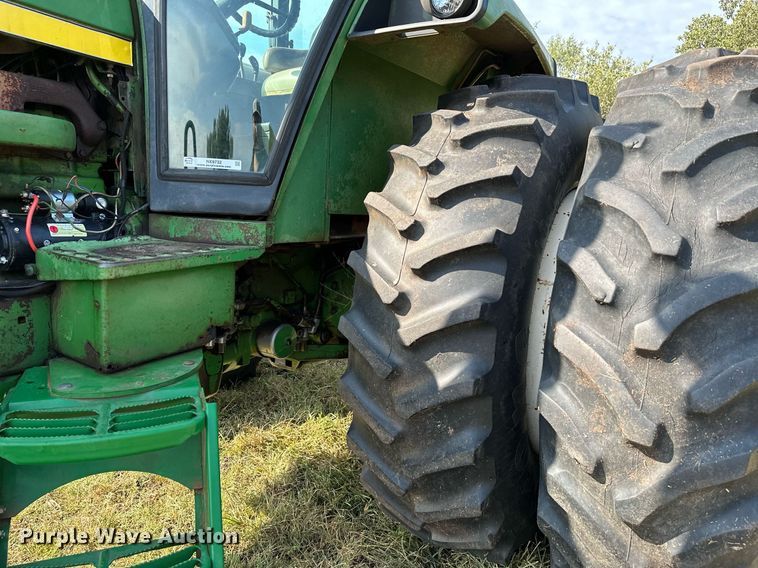 image for item NX9732 1975 John Deere 4430  tractor