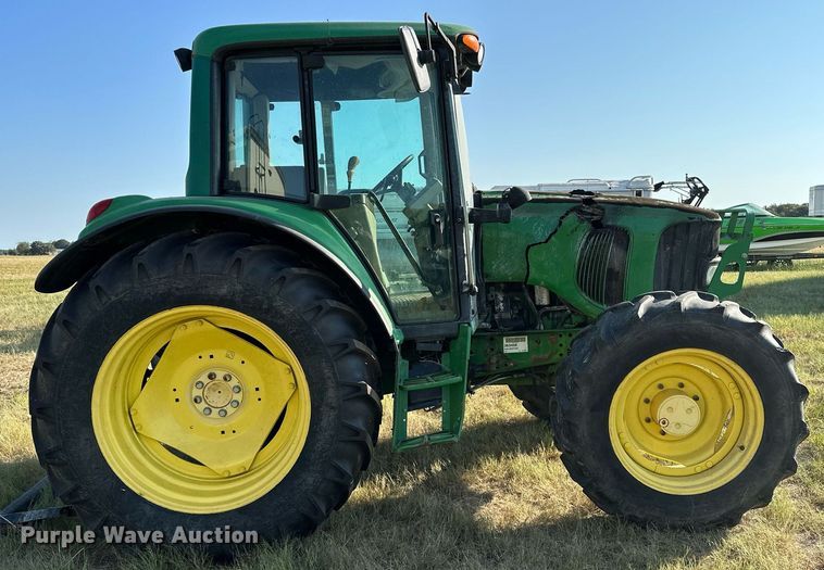 image for item OC9210 2003 John Deere 6420  MFWD tractor