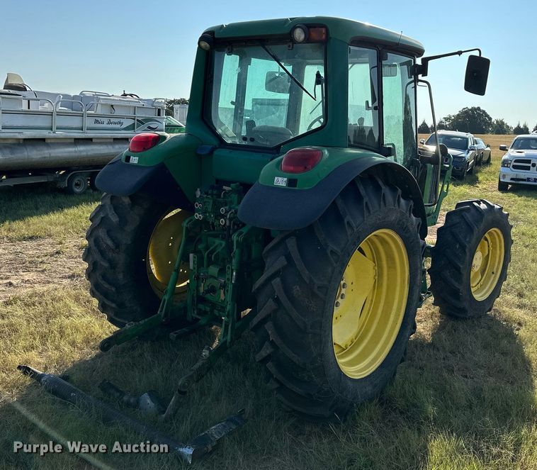 image for item OC9210 2003 John Deere 6420  MFWD tractor