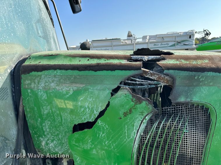 image for item OC9210 2003 John Deere 6420  MFWD tractor