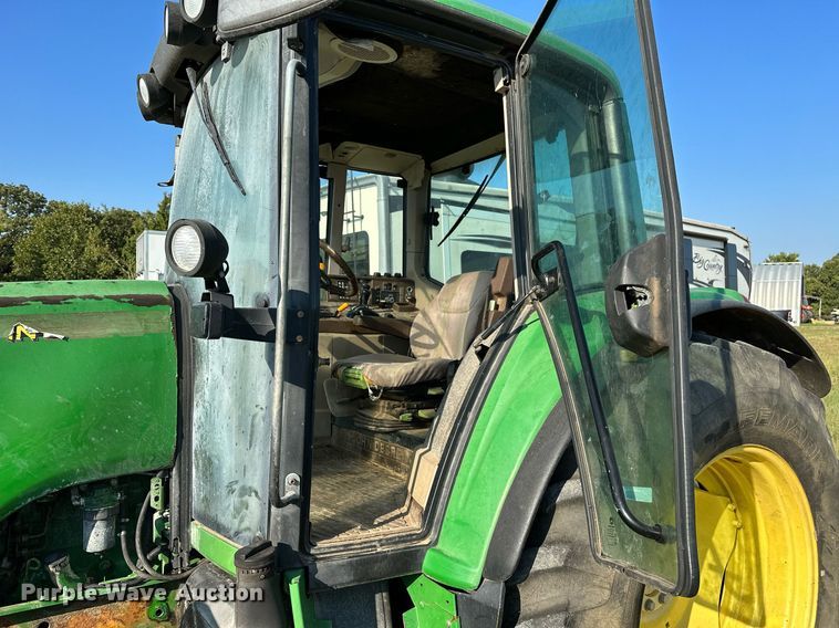 image for item OC9210 2003 John Deere 6420  MFWD tractor