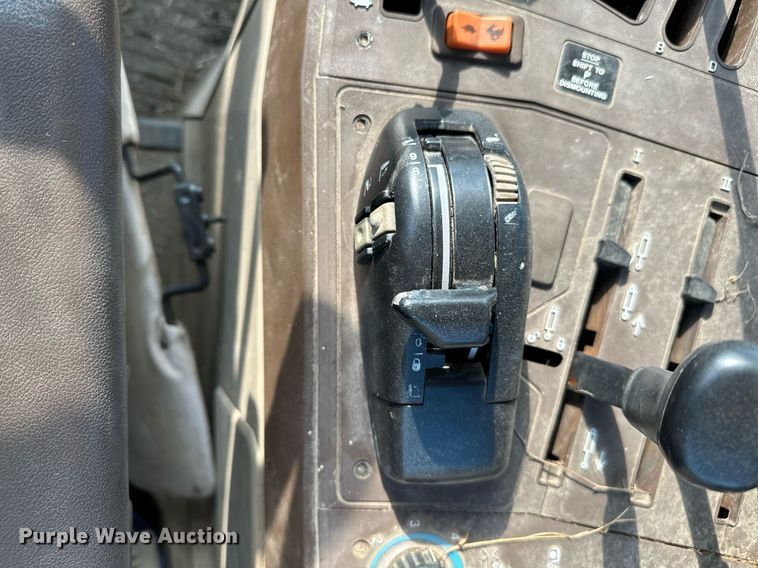 image for item OC9210 2003 John Deere 6420  MFWD tractor