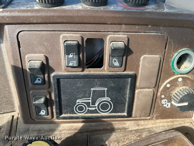 image for item OC9210 2003 John Deere 6420  MFWD tractor