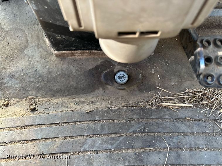 image for item OC9210 2003 John Deere 6420  MFWD tractor