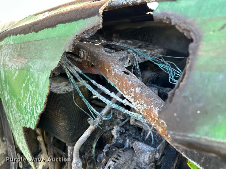 image for item OC9210 2003 John Deere 6420  MFWD tractor