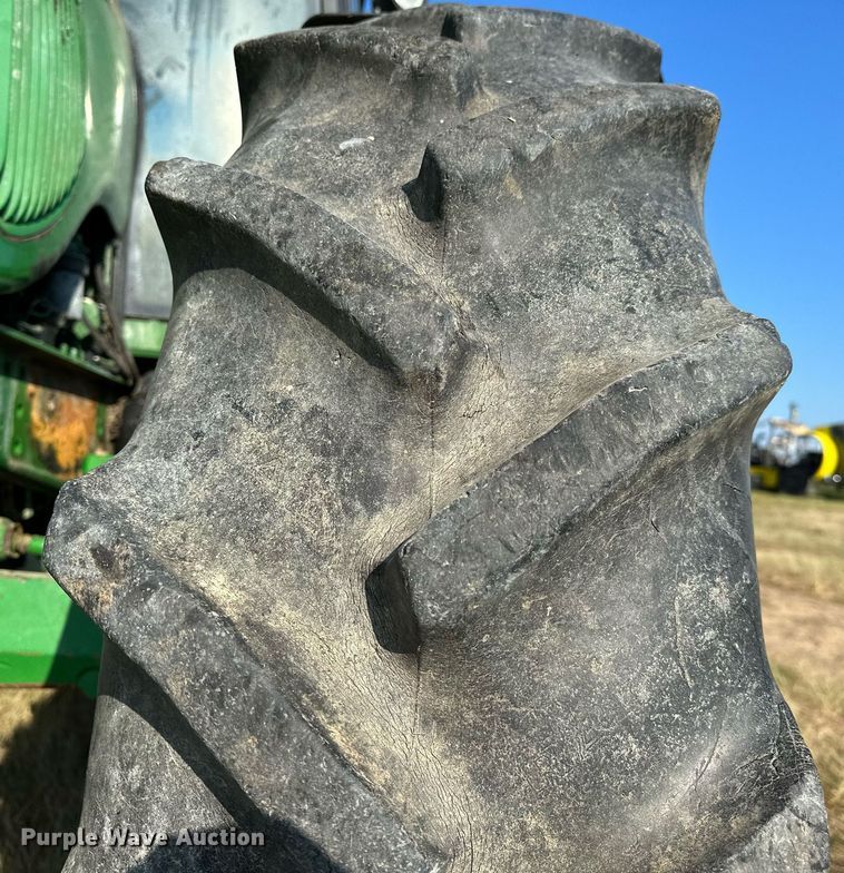 image for item OC9210 2003 John Deere 6420  MFWD tractor