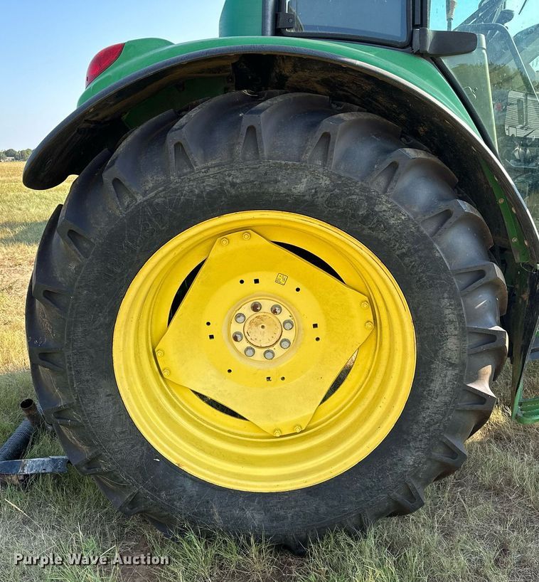 image for item OC9210 2003 John Deere 6420  MFWD tractor