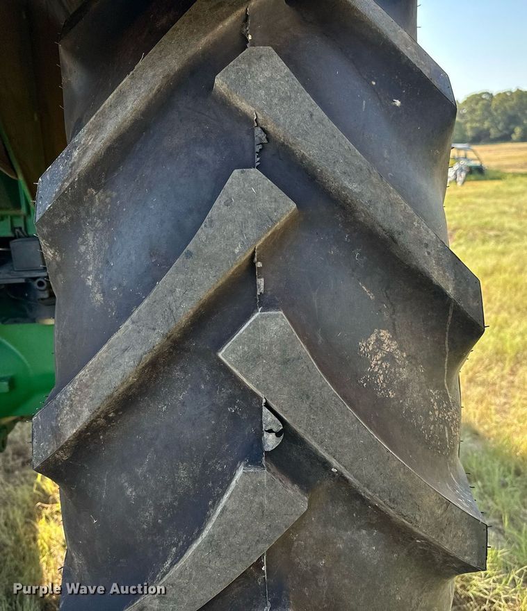 image for item OC9210 2003 John Deere 6420  MFWD tractor