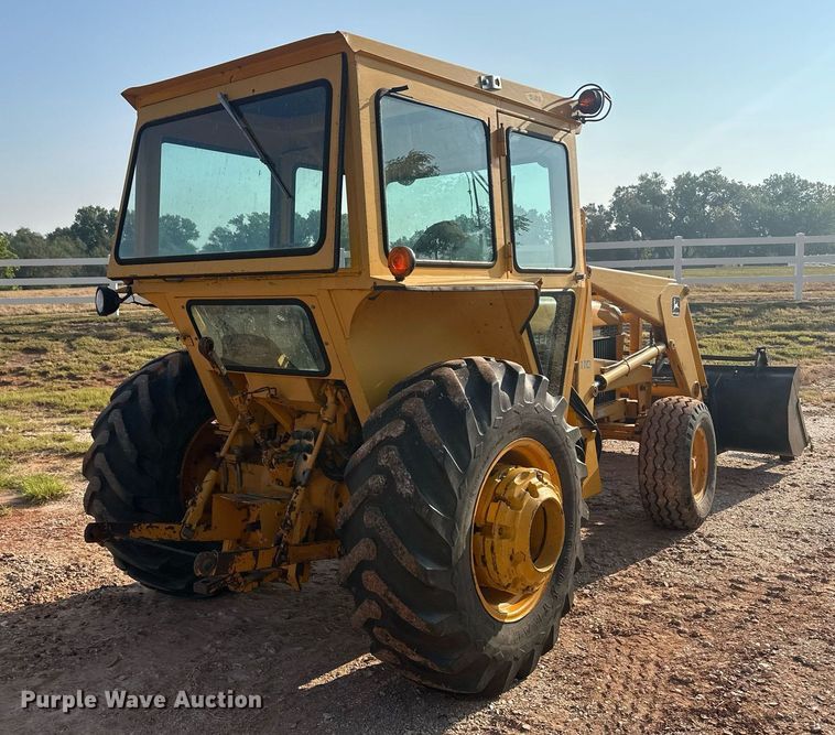 image for item OC9456 1990 John Deere 2355  tractor