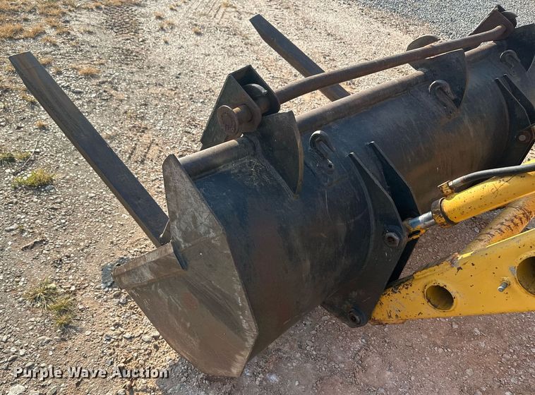 image for item OC9456 1990 John Deere 2355  tractor