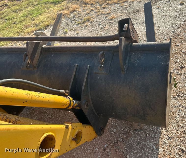 image for item OC9456 1990 John Deere 2355  tractor