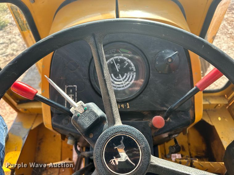 image for item OC9456 1990 John Deere 2355  tractor