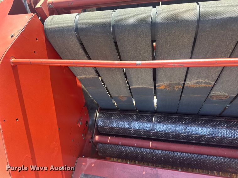 image for item OC9497 2007 New Holland BR780A  round baler