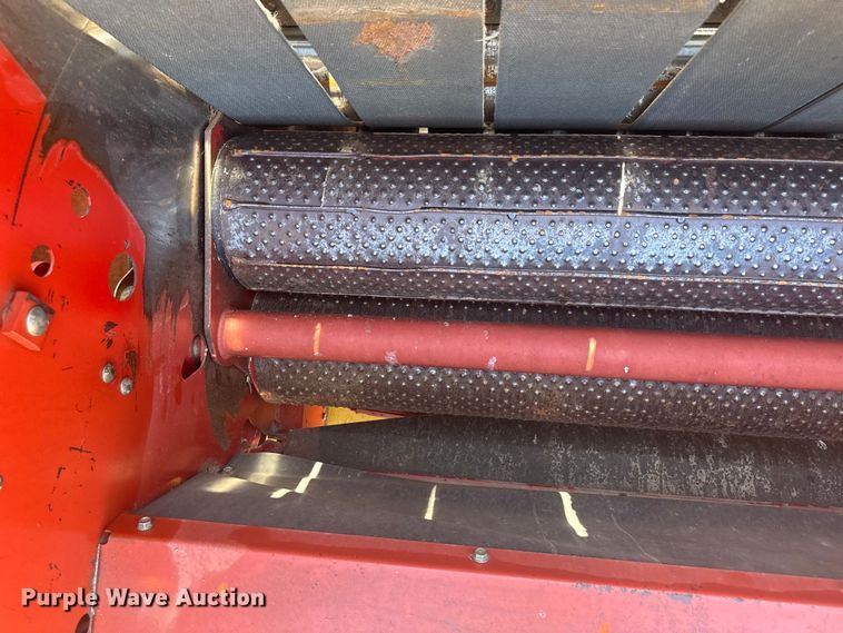 image for item OC9497 2007 New Holland BR780A  round baler