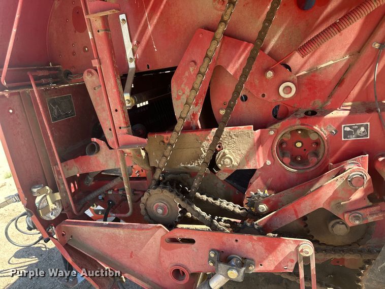 image for item OC9497 2007 New Holland BR780A  round baler