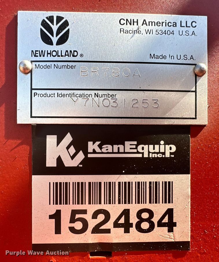 image for item OC9497 2007 New Holland BR780A  round baler