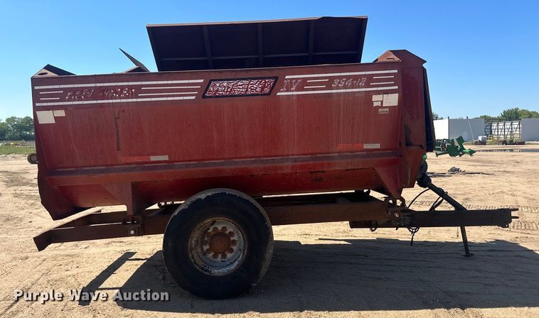 image for item OC9499 RotoMix 354-12  bale processor