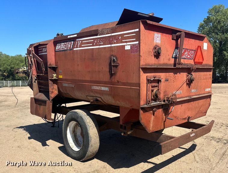 image for item OC9499 RotoMix 354-12  bale processor