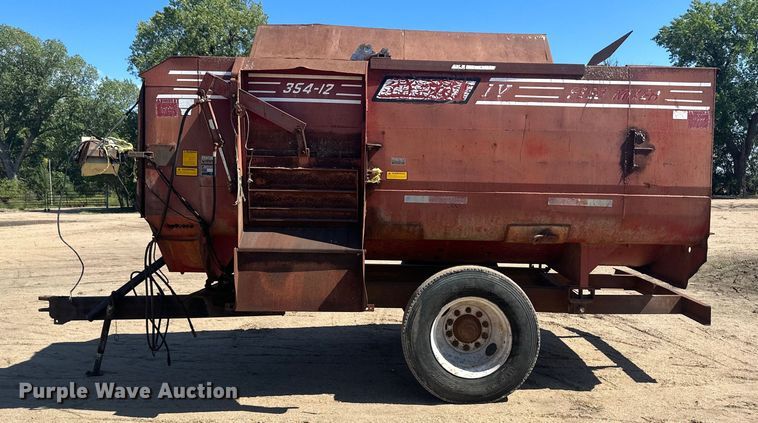 image for item OC9499 RotoMix 354-12  bale processor