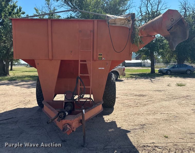 image for item OC9501 United Farm Tools  grain cart