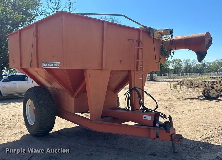 image for item OC9501 United Farm Tools  grain cart